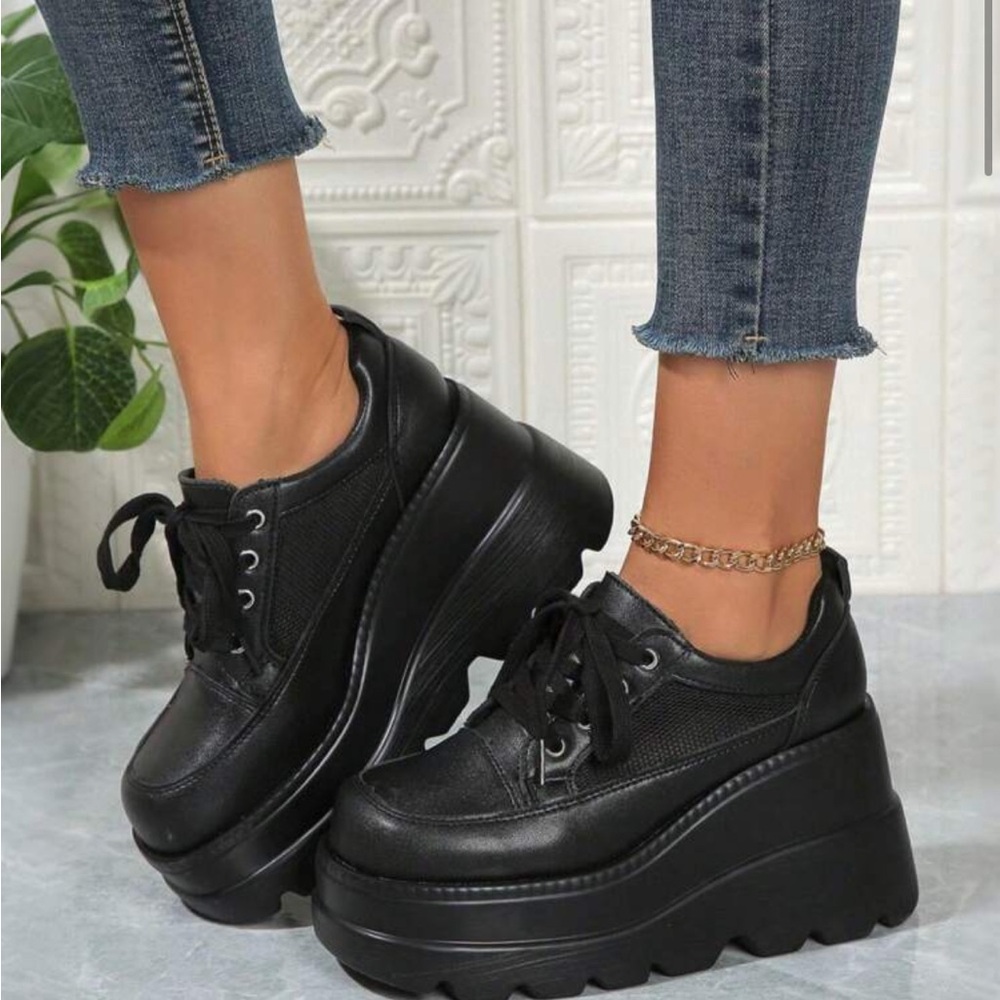 Sleek Black Platform Sneakers